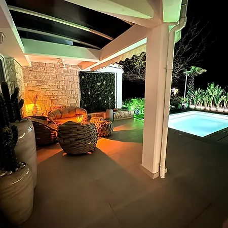 Mediteran Villa *