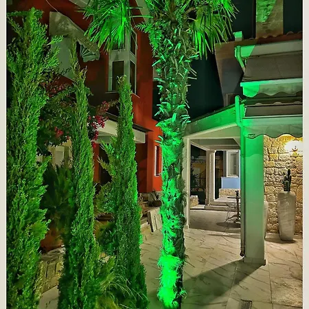 Mediteran * Пефкохори