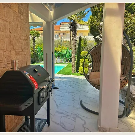Villa Mediteran
