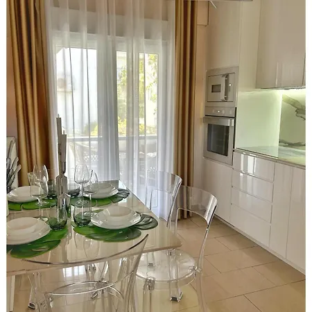 Mediteran Villa *