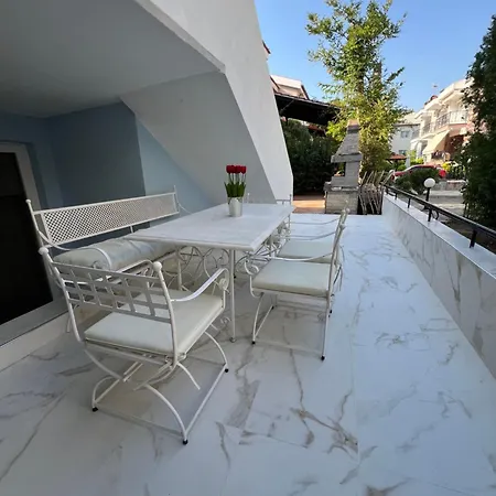 Mediteran Пефкохори