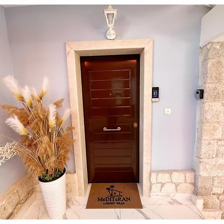 Mediteran Пефкохори