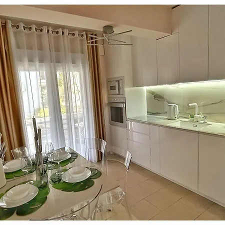 Mediteran Пефкохори